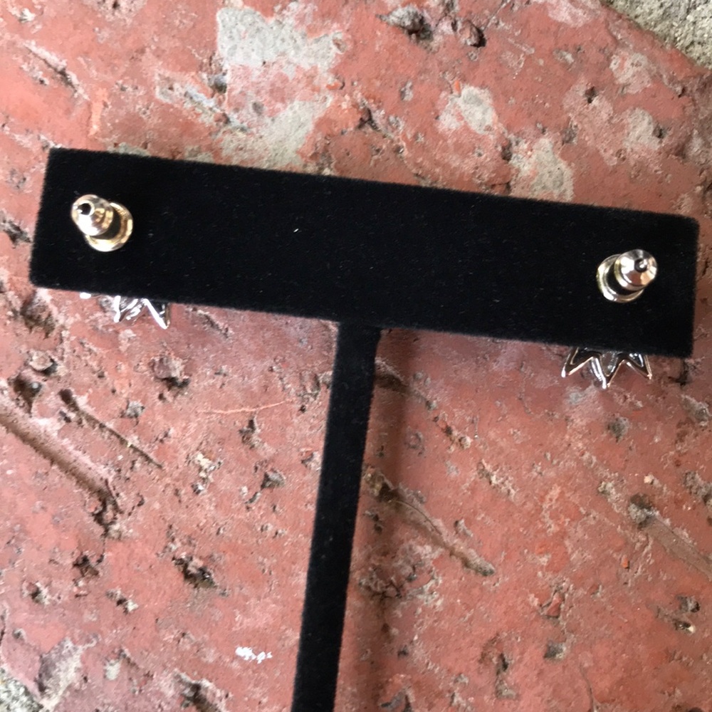 CZ crystal and silver flower/starburst studs - Picture 2 of 3